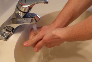 brandwonden handgel, brandwonden gootsteenontstopper