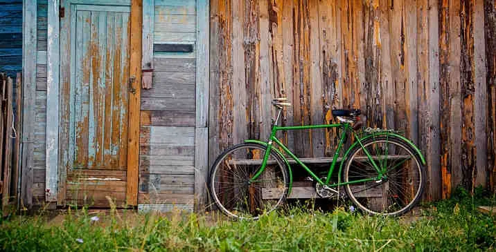 aangereden door auto, fiets aangereden door auto, voetganger aangereden door auto, kind aangereden door auto
