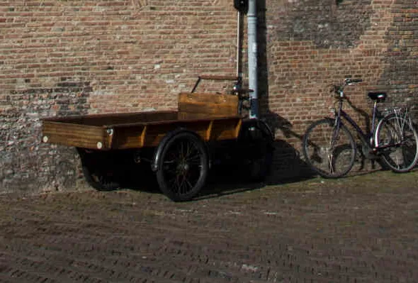 Rechtbank Gelderland 3 april 2026, ECLI:NL:RBGEL:2026:5326, Ongeval door niet werkende remmen bakfiets, remmen bakfiets, mechanische schijfremmen bakfiets